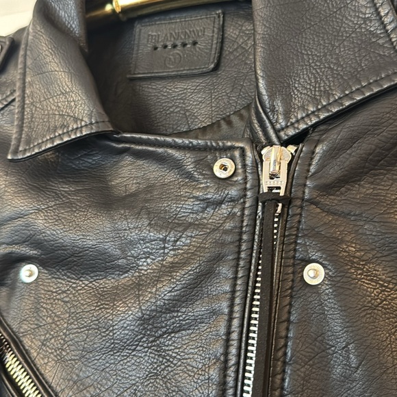 Blank NYC The Essentials Women's Jacket Size M Moto Vegan Black Leather Chrome - Picture 9 of 16